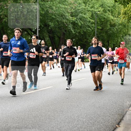 06.09.2026 - CURREX Alsterlauf Dr. Thomas Lammeyer http://msf.ph/oto/10117087 06.09.2026 09:14:25 Laufen 8, 4621, 2981, 435, 4130, 6039, 3103, 2757, 604, 3004, 6205, 4511 meine-sportfotos.de