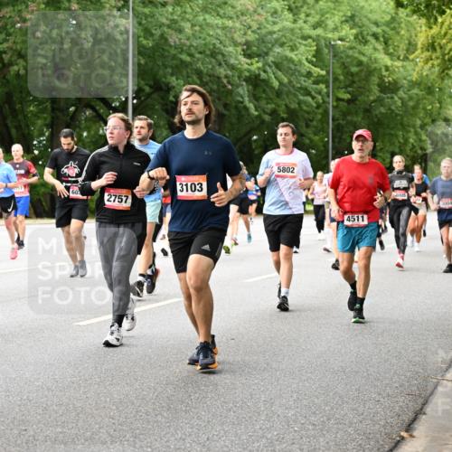 06.09.2026 - CURREX Alsterlauf Dr. Thomas Lammeyer http://msf.ph/oto/10117098 06.09.2026 09:14:27 Laufen 4130, 830, 117, 2757, 3103, 5802, 4511, 3005, 3004 meine-sportfotos.de