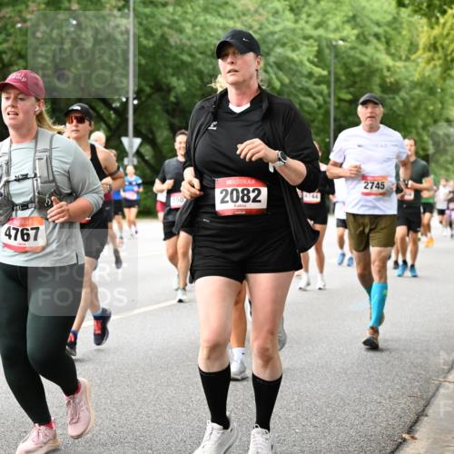 06.09.2026 - CURREX Alsterlauf Dr. Thomas Lammeyer http://msf.ph/oto/10117153 06.09.2026 09:14:34 Laufen 57, 6433, 4767, 50, 2082, 4744, 2745 meine-sportfotos.de