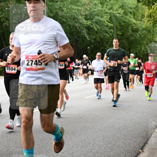 06.09.2026 - CURREX Alsterlauf Dr. Thomas Lammeyer http://msf.ph/oto/10117166 06.09.2026 09:14:36 Laufen 2, 5504, 2745, 744, 5369, 38, 5140, 4122, 5518 meine-sportfotos.de