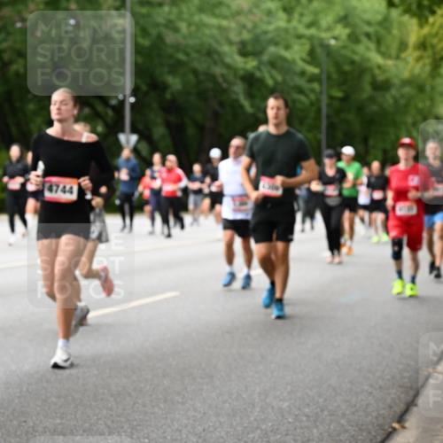 06.09.2026 - CURREX Alsterlauf Dr. Thomas Lammeyer http://msf.ph/oto/10117173 06.09.2026 09:14:37 Laufen 4744 meine-sportfotos.de