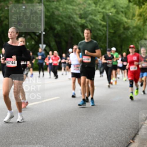 06.09.2026 - CURREX Alsterlauf Dr. Thomas Lammeyer http://msf.ph/oto/10117174 06.09.2026 09:14:37 Laufen 4744 meine-sportfotos.de