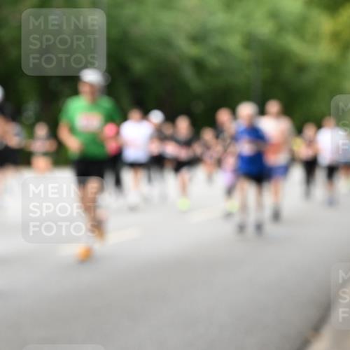 06.09.2026 - CURREX Alsterlauf Dr. Thomas Lammeyer http://msf.ph/oto/10117208 06.09.2026 09:14:41 Laufen  meine-sportfotos.de