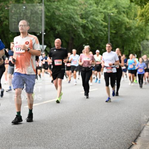 06.09.2026 - CURREX Alsterlauf Dr. Thomas Lammeyer http://msf.ph/oto/10117232 06.09.2026 09:14:45 Laufen 565, 6, 577, 3582, 3248, 2270 meine-sportfotos.de