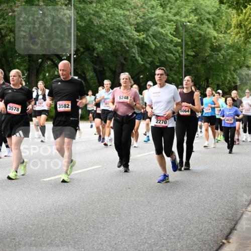 06.09.2026 - CURREX Alsterlauf Dr. Thomas Lammeyer http://msf.ph/oto/10117238 06.09.2026 09:14:45 Laufen 3578, 3787, 381, 3582, 5248, 2934, 8064, 2270, 4831, 6354, 147 meine-sportfotos.de