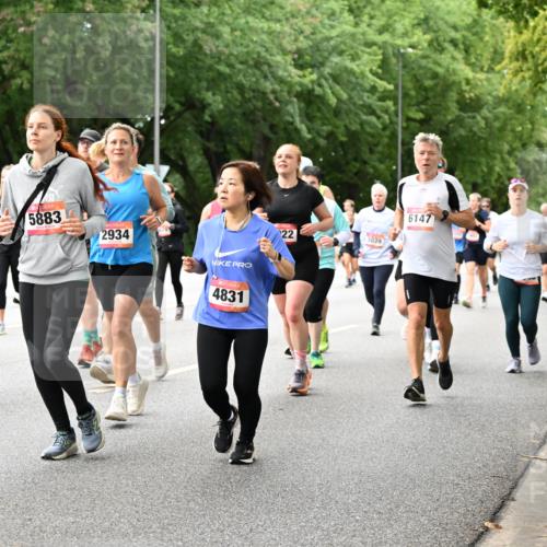06.09.2026 - CURREX Alsterlauf Dr. Thomas Lammeyer http://msf.ph/oto/10117262 06.09.2026 09:14:50 Laufen 4892, 4641, 5883, 2934, 4831, 22, 3039, 6147, 5111 meine-sportfotos.de