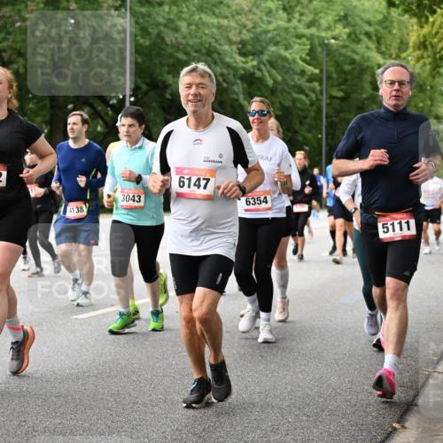 06.09.2026 - CURREX Alsterlauf Dr. Thomas Lammeyer http://msf.ph/oto/10117272 06.09.2026 09:14:51 Laufen 3922, 4138, 3043, 6147, 6354, 5111 meine-sportfotos.de