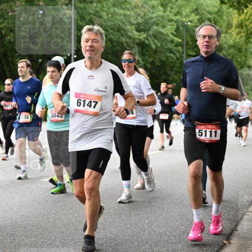 06.09.2026 - CURREX Alsterlauf Dr. Thomas Lammeyer http://msf.ph/oto/10117274 06.09.2026 09:14:52 Laufen 3922, 4611, 138, 3043, 6147, 4, 5111 meine-sportfotos.de