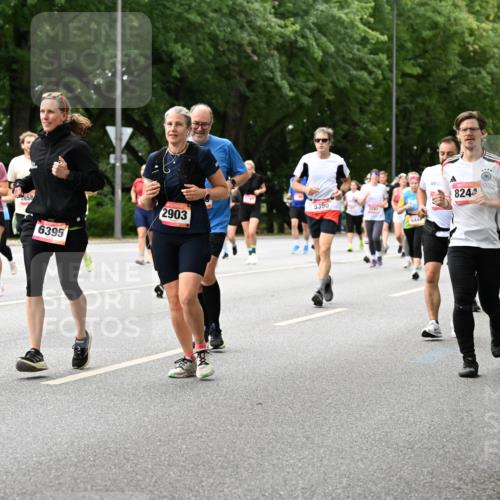 06.09.2026 - CURREX Alsterlauf Dr. Thomas Lammeyer http://msf.ph/oto/10117294 06.09.2026 09:14:55 Laufen 5285, 6395, 2903, 5390, 8244, 23 meine-sportfotos.de