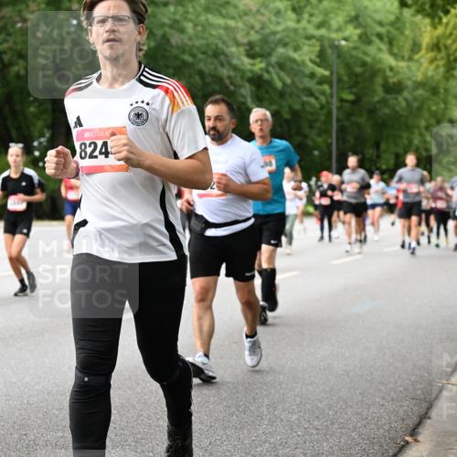 06.09.2026 - CURREX Alsterlauf Dr. Thomas Lammeyer http://msf.ph/oto/10117314 06.09.2026 09:14:57 Laufen 4713, 824, 98 meine-sportfotos.de