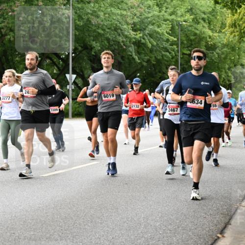 06.09.2026 - CURREX Alsterlauf Dr. Thomas Lammeyer http://msf.ph/oto/10117349 06.09.2026 09:15:03 Laufen 8121, 3277, 3283, 24, 85, 6019, 3309, 2132, 2467, 634, 55, 8056 meine-sportfotos.de
