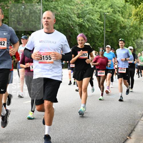06.09.2026 - CURREX Alsterlauf Dr. Thomas Lammeyer http://msf.ph/oto/10117371 06.09.2026 09:15:06 Laufen 6242, 31, 155, 2889, 593, 4894, 8056, 2035, 441 meine-sportfotos.de