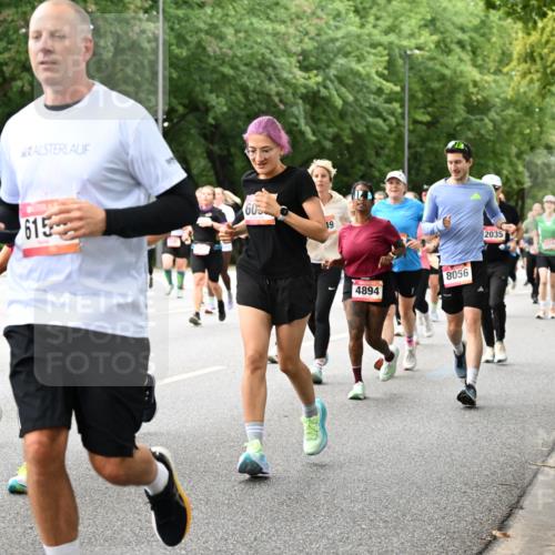 06.09.2026 - CURREX Alsterlauf Dr. Thomas Lammeyer http://msf.ph/oto/10117374 06.09.2026 09:15:06 Laufen 2132, 615, 60, 19, 8056, 4894, 2035 meine-sportfotos.de