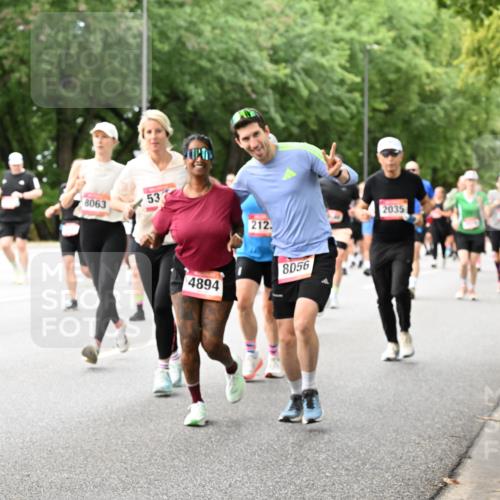 06.09.2026 - CURREX Alsterlauf Dr. Thomas Lammeyer http://msf.ph/oto/10117384 06.09.2026 09:15:07 Laufen 8063, 53, 212, 4894, 8056, 2035 meine-sportfotos.de