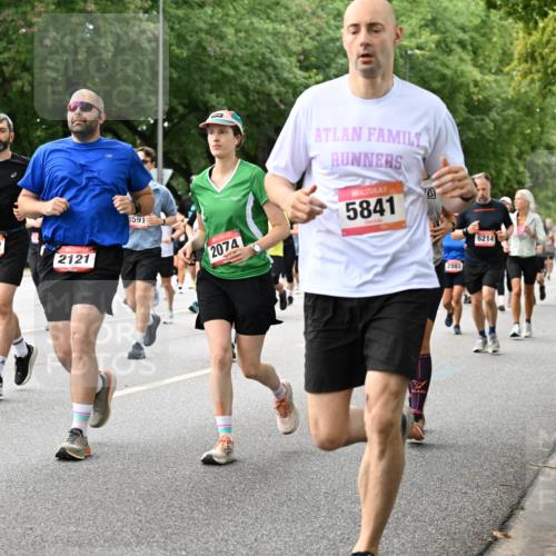 06.09.2026 - CURREX Alsterlauf Dr. Thomas Lammeyer http://msf.ph/oto/10117411 06.09.2026 09:15:12 Laufen 4436, 6429, 3772, 2121, 591, 2074, 5841, 2883, 6214, 3418 meine-sportfotos.de