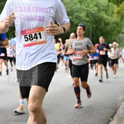 06.09.2026 - CURREX Alsterlauf Dr. Thomas Lammeyer http://msf.ph/oto/10117416 06.09.2026 09:15:12 Laufen 2127, 5841, 1173 meine-sportfotos.de