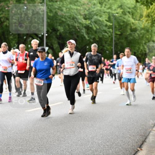 06.09.2026 - CURREX Alsterlauf Dr. Thomas Lammeyer http://msf.ph/oto/10117451 06.09.2026 09:15:17 Laufen 8119, 2580, 3168 meine-sportfotos.de