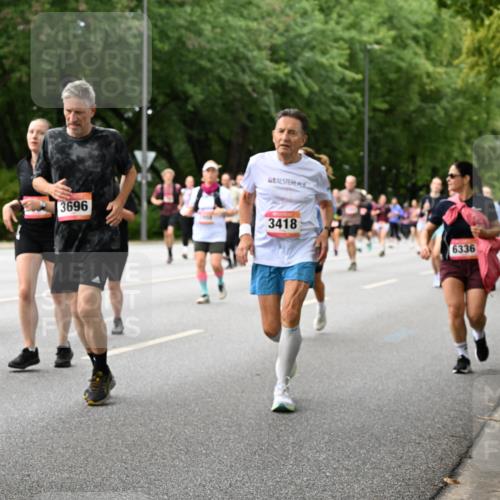 06.09.2026 - CURREX Alsterlauf Dr. Thomas Lammeyer http://msf.ph/oto/10117465 06.09.2026 09:15:19 Laufen 3696, 6361, 3418, 6336 meine-sportfotos.de