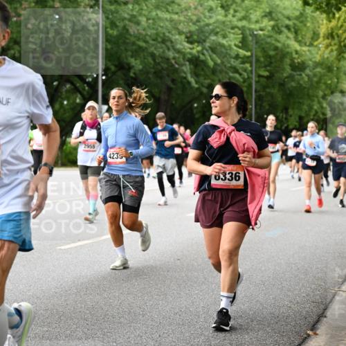06.09.2026 - CURREX Alsterlauf Dr. Thomas Lammeyer http://msf.ph/oto/10117476 06.09.2026 09:15:21 Laufen 3418, 2955, 4235, 6336 meine-sportfotos.de