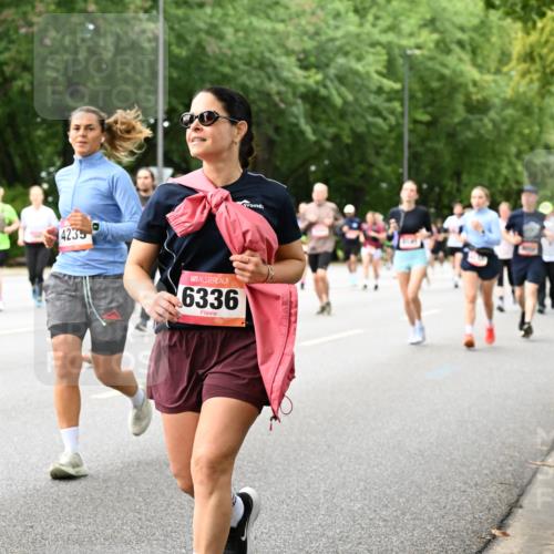 06.09.2026 - CURREX Alsterlauf Dr. Thomas Lammeyer http://msf.ph/oto/10117481 06.09.2026 09:15:21 Laufen 4235, 6336 meine-sportfotos.de