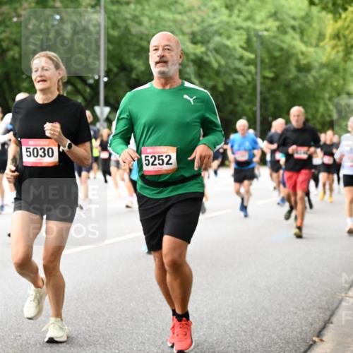 06.09.2026 - CURREX Alsterlauf Dr. Thomas Lammeyer http://msf.ph/oto/10117580 06.09.2026 09:15:37 Laufen 00, 5030, 5252 meine-sportfotos.de