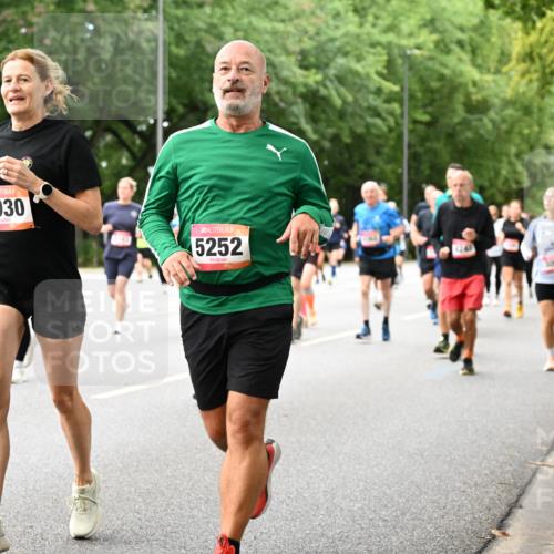 06.09.2026 - CURREX Alsterlauf Dr. Thomas Lammeyer http://msf.ph/oto/10117581 06.09.2026 09:15:37 Laufen 5030, 5252 meine-sportfotos.de