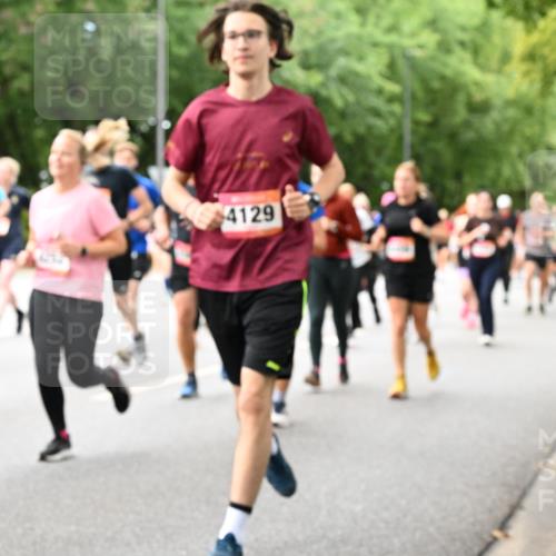 06.09.2026 - CURREX Alsterlauf Dr. Thomas Lammeyer http://msf.ph/oto/10117607 06.09.2026 09:15:41 Laufen 4129 meine-sportfotos.de