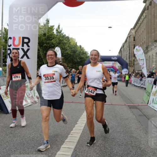 06.09.2026 - CURREX Alsterlauf Yannick Fuchs http://msf.ph/oto/10117625 06.09.2026 09:59:27 Ziel 2077, 2772, 3129, 3535, 3542, 3600, 3657, 3695, 3969, 4091, 4139, 4158, 4478, 4791, 5160, 5636, 5712, 5723, 5735, 5948, 6059, 6312, 6443, 6447 meine-sportfotos.de
