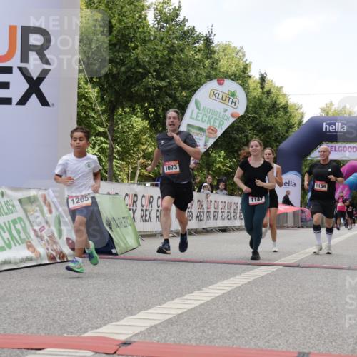 06.09.2026 - CURREX Alsterlauf Yannick Fuchs http://msf.ph/oto/10117631 06.09.2026 12:01:30 Ziel 1073, 1147, 1155, 1156, 1243, 1265 meine-sportfotos.de