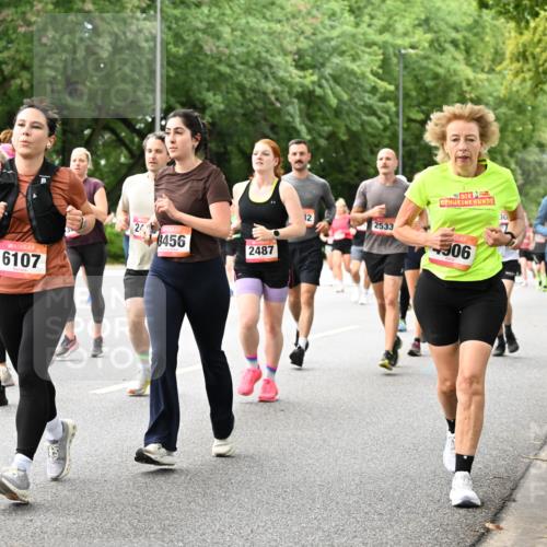 06.09.2026 - CURREX Alsterlauf Dr. Thomas Lammeyer http://msf.ph/oto/10117638 06.09.2026 09:15:45 Laufen 4075, 56, 6107, 2, 3456, 2487, 12, 2533, 306, 2785, 30 meine-sportfotos.de