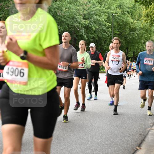 06.09.2026 - CURREX Alsterlauf Dr. Thomas Lammeyer http://msf.ph/oto/10117648 06.09.2026 09:15:47 Laufen 231, 2533, 24, 4906, 4230, 2785 meine-sportfotos.de