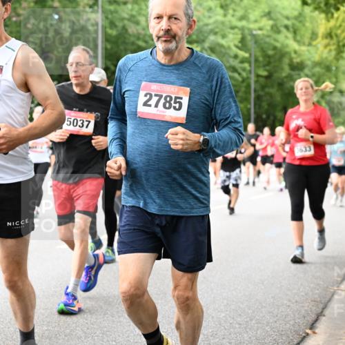 06.09.2026 - CURREX Alsterlauf Dr. Thomas Lammeyer http://msf.ph/oto/10117669 06.09.2026 09:15:49 Laufen 4230, 2016, 5037, 2785, 3633 meine-sportfotos.de