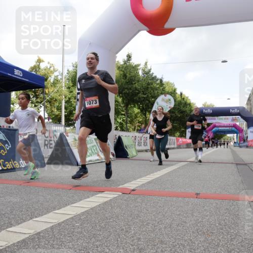 06.09.2026 - CURREX Alsterlauf Yannick Fuchs http://msf.ph/oto/10117693 06.09.2026 12:01:31 Ziel 1073, 1147, 1155, 1156, 1243, 1265 meine-sportfotos.de