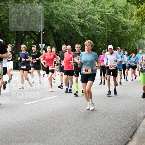 06.09.2026 - CURREX Alsterlauf Dr. Thomas Lammeyer http://msf.ph/oto/10117704 06.09.2026 09:15:53 Laufen 4815, 783, 4672, 582, 3285, 47, 2789, 4281, 555, 27, 5498, 268, 2840, 5500, 5662, 5471 meine-sportfotos.de