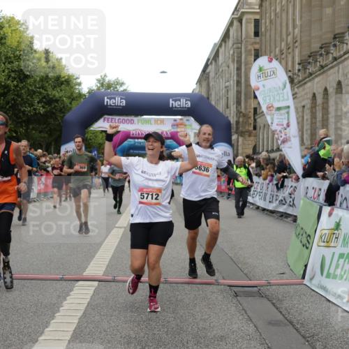 06.09.2026 - CURREX Alsterlauf Yannick Fuchs http://msf.ph/oto/10117706 06.09.2026 09:59:30 Ziel 2077, 2227, 2228, 2772, 3129, 3535, 3542, 3600, 3657, 3695, 3969, 4091, 4158, 4291, 4478, 5474, 5636, 5638, 5712, 5948, 6059, 6447 meine-sportfotos.de