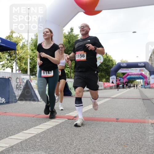 06.09.2026 - CURREX Alsterlauf Yannick Fuchs http://msf.ph/oto/10117731 06.09.2026 12:01:33 Ziel 1073, 1147, 1155, 1156, 1233, 1265 meine-sportfotos.de