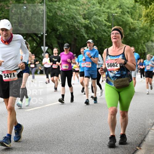 06.09.2026 - CURREX Alsterlauf Dr. Thomas Lammeyer http://msf.ph/oto/10117732 06.09.2026 09:15:56 Laufen 39, 5662, 5498, 3616, 487, 4855, 2840, 5471 meine-sportfotos.de