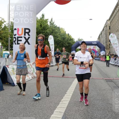 06.09.2026 - CURREX Alsterlauf Yannick Fuchs http://msf.ph/oto/10117753 06.09.2026 09:59:31 Ziel 2077, 2227, 2228, 2772, 3129, 3535, 3542, 3657, 3695, 3969, 4091, 4291, 4478, 5474, 5636, 5638, 5712, 5948, 6213, 6447 meine-sportfotos.de