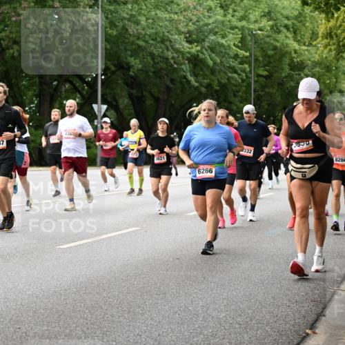 06.09.2026 - CURREX Alsterlauf Dr. Thomas Lammeyer http://msf.ph/oto/10117770 06.09.2026 09:16:02 Laufen 2457, 241, 6487, 414, 438, 3621, 6266, 332, 3530, 8260 meine-sportfotos.de