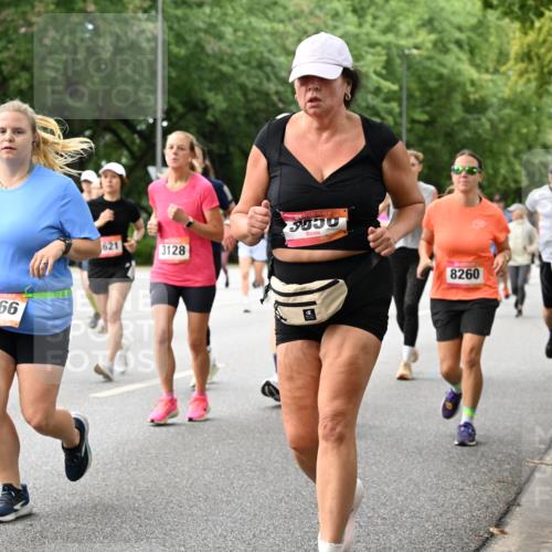 06.09.2026 - CURREX Alsterlauf Dr. Thomas Lammeyer http://msf.ph/oto/10117791 06.09.2026 09:16:04 Laufen 4383, 6266, 621, 3128, 8260 meine-sportfotos.de