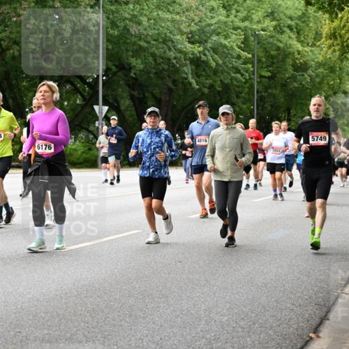 06.09.2026 - CURREX Alsterlauf Dr. Thomas Lammeyer http://msf.ph/oto/10117814 06.09.2026 09:16:09 Laufen 1883, 2794, 4816, 6176, 2253, 5749, 2795 meine-sportfotos.de