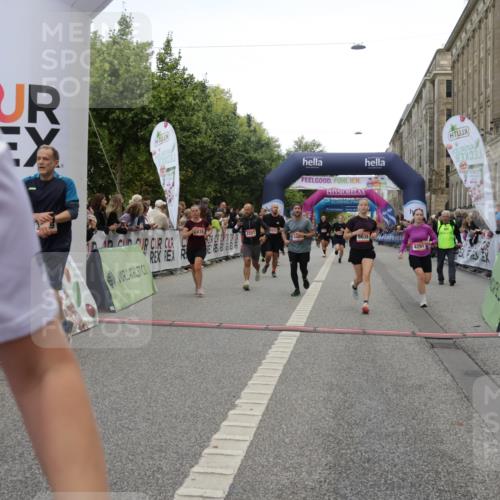 06.09.2026 - CURREX Alsterlauf Yannick Fuchs http://msf.ph/oto/10117815 06.09.2026 09:59:33 Ziel 2077, 2227, 2228, 3129, 3535, 3542, 3695, 3969, 4291, 4478, 4751, 4752, 5474, 5636, 5638, 5712, 5948, 6199, 6200, 6213, 8111 meine-sportfotos.de