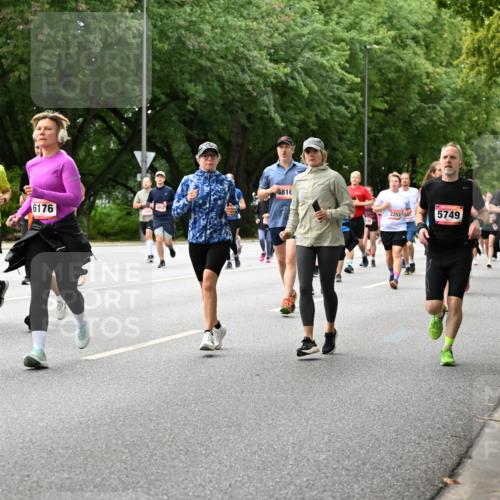 06.09.2026 - CURREX Alsterlauf Dr. Thomas Lammeyer http://msf.ph/oto/10117817 06.09.2026 09:16:09 Laufen 4816, 2794, 6176, 2253, 5749, 2795 meine-sportfotos.de
