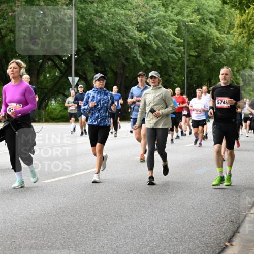 06.09.2026 - CURREX Alsterlauf Dr. Thomas Lammeyer http://msf.ph/oto/10117818 06.09.2026 09:16:09 Laufen 635, 2794, 6176, 6, 48, 2253, 5749, 2795 meine-sportfotos.de