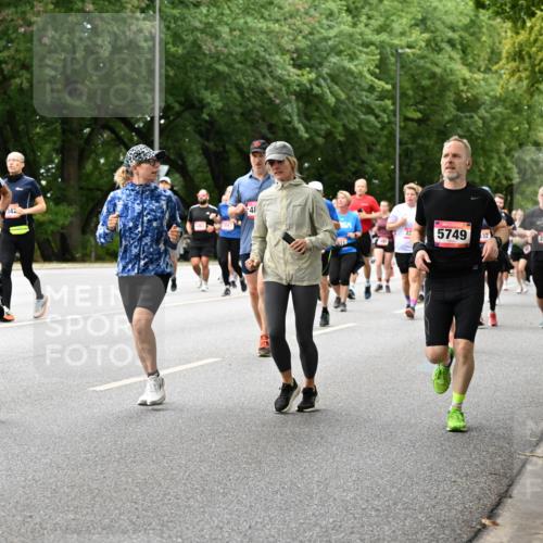 06.09.2026 - CURREX Alsterlauf Dr. Thomas Lammeyer http://msf.ph/oto/10117823 06.09.2026 09:16:10 Laufen 194, 6176, 342, 48, 5749, 32, 2795 meine-sportfotos.de