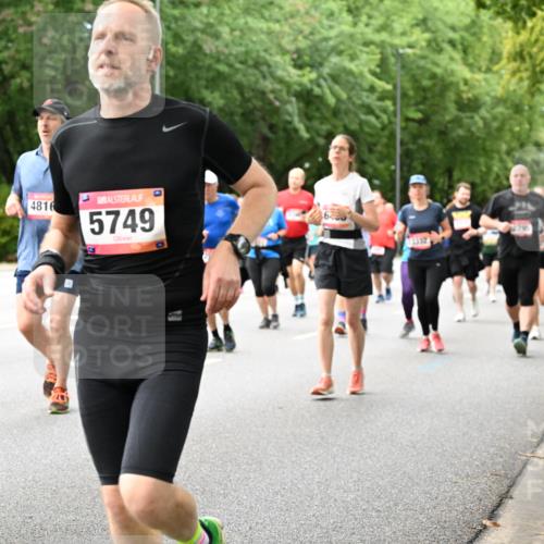 06.09.2026 - CURREX Alsterlauf Dr. Thomas Lammeyer http://msf.ph/oto/10117840 06.09.2026 09:16:11 Laufen 4816, 5749 meine-sportfotos.de