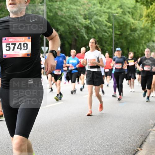06.09.2026 - CURREX Alsterlauf Dr. Thomas Lammeyer http://msf.ph/oto/10117842 06.09.2026 09:16:11 Laufen 5749 meine-sportfotos.de