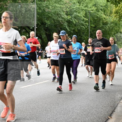 06.09.2026 - CURREX Alsterlauf Dr. Thomas Lammeyer http://msf.ph/oto/10117858 06.09.2026 09:16:13 Laufen 5860, 25, 6, 52, 2795, 3332, 361, 2253, 65, 5931, 2622, 3142 meine-sportfotos.de
