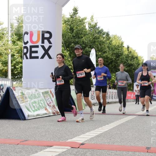 06.09.2026 - CURREX Alsterlauf Yannick Fuchs http://msf.ph/oto/10118042 06.09.2026 12:01:49 Ziel 1095, 1284, 1285, 1286, 1288, 8042 meine-sportfotos.de