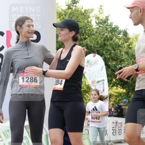 06.09.2026 - CURREX Alsterlauf Yannick Fuchs http://msf.ph/oto/10118170 06.09.2026 12:01:53 Ziel 1095, 1284, 1285, 1286, 1288, 1298, 1305, 8042 meine-sportfotos.de